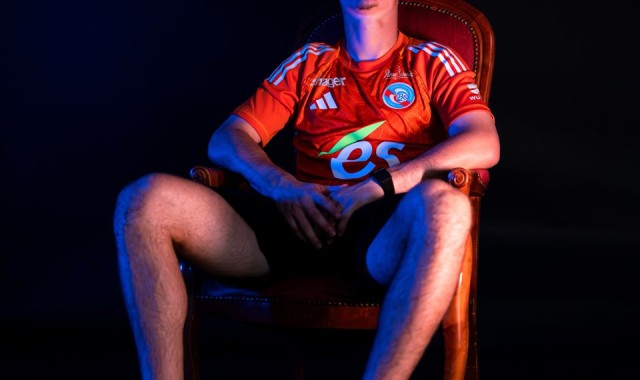 官方：斯特拉斯堡免签前布里斯托尔城门将门将巴吉