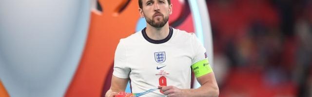 华体会体育-凯恩“罢训”毁誉各半 热刺连吞强援不用平账吗？