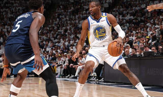 华体会体育-⌚️勇士在等待霍福德的决定 也与多支球队在谈库明加