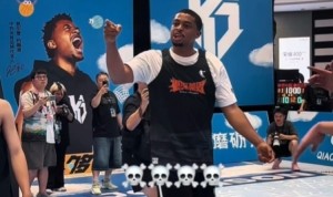 稍微发力凯尔登-约翰逊中国行打野球 窒息攻防&amp;各种隔扣