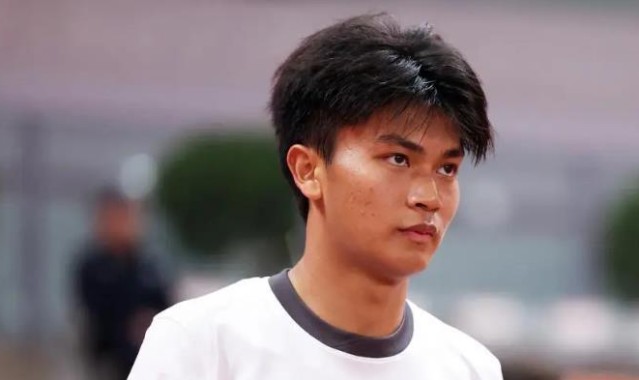 华体会官网-毛伟杰在本赛季大连英博踢主力，又遇到新竞争对手，球迷看好谁