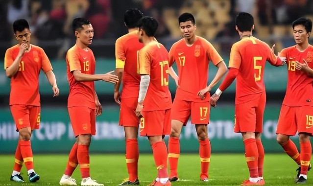 华体会官网-本赛季中超还没开打！刘殿座就收到一份惊喜大礼，赢得球迷点赞