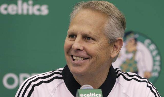 华体会hth登录-安吉：球队战绩不佳责任在我 绿军并非争冠球队