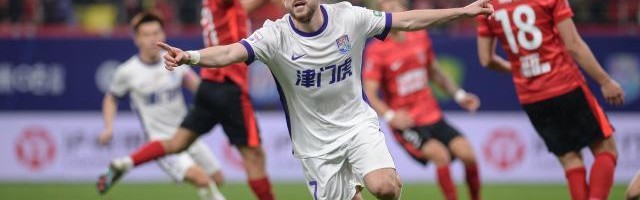 【中超】周定洋直红阿代米制胜球 蓉城1比2津门虎