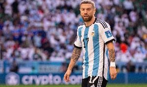 戈麦斯：斯卡洛尼很好的围绕梅西组建了一支球队，他们会为他拼命