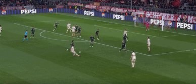 1739922137024066080.gif 拜凯74.gif